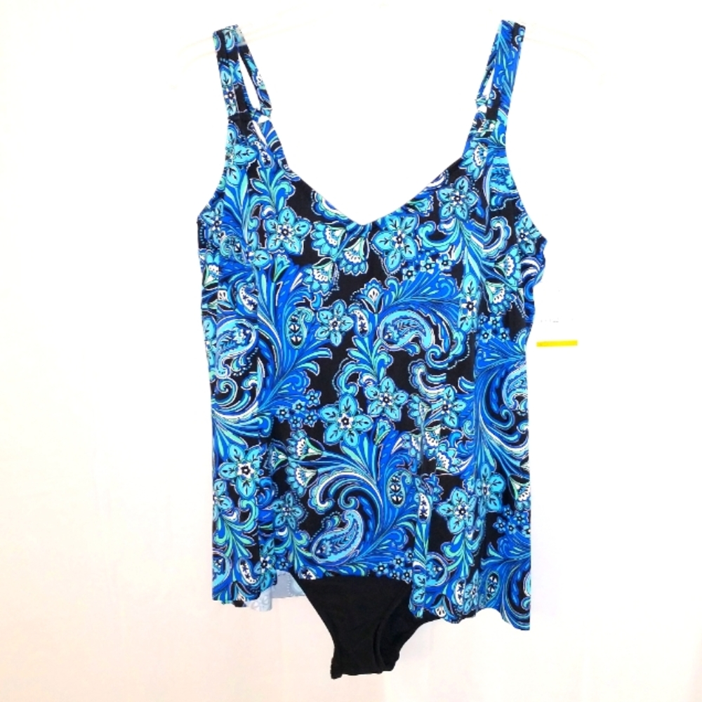 NWT Women's One-Piece Bathing Suit